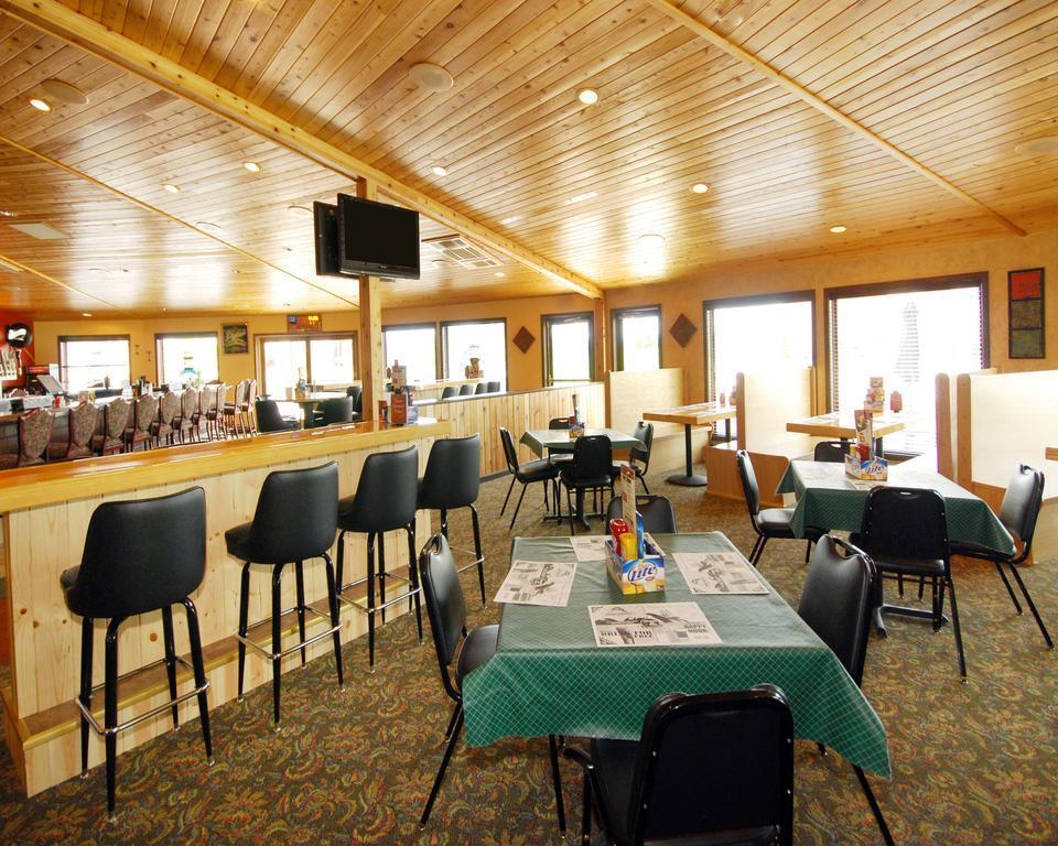 Comfort Suites At Par 4 Resort Waupaca Eksteriør billede