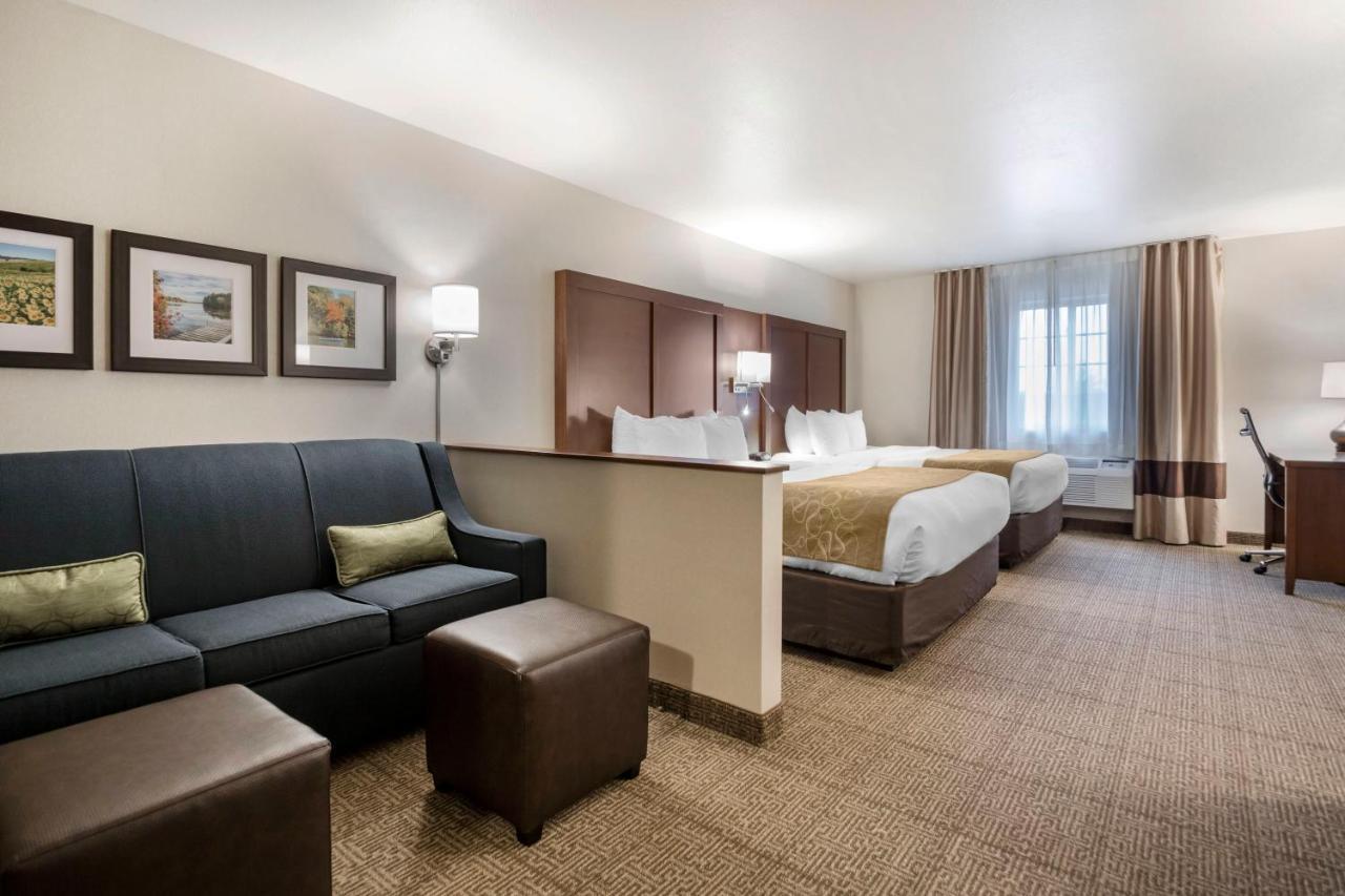 Comfort Suites At Par 4 Resort Waupaca Eksteriør billede